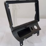 قاب مانیتور 9 اینچ یک تکه پلاستیکی مشکی 405 و پارس نصب در پایین PRV کد 1491